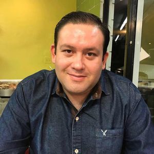 Meet your Posher, Luis